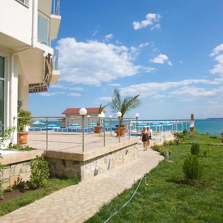 Nushev Hotel Sveti Vlas Ngoại thất bức ảnh