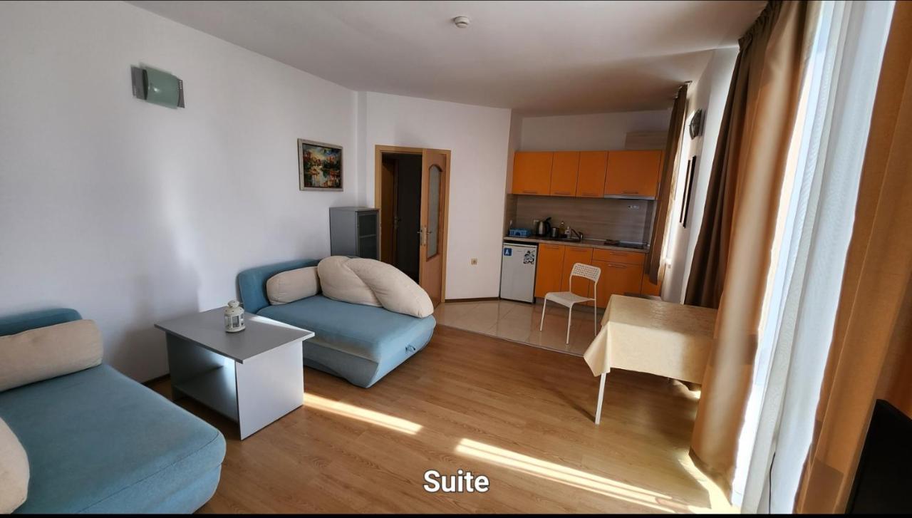 Nushev Hotel Sveti Vlas Ngoại thất bức ảnh