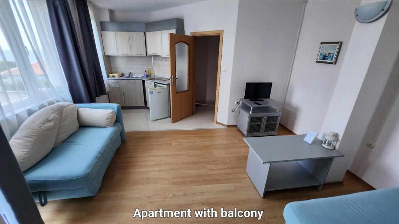 Nushev Hotel Sveti Vlas Ngoại thất bức ảnh