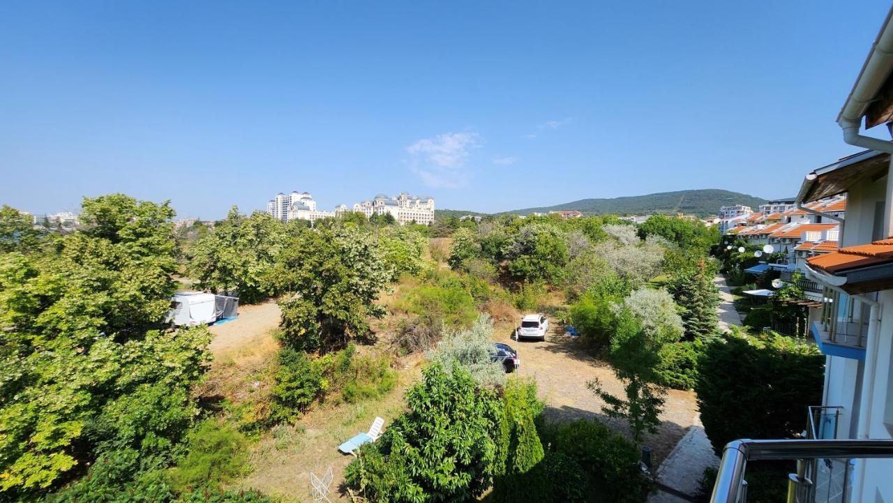 Nushev Hotel Sveti Vlas Ngoại thất bức ảnh