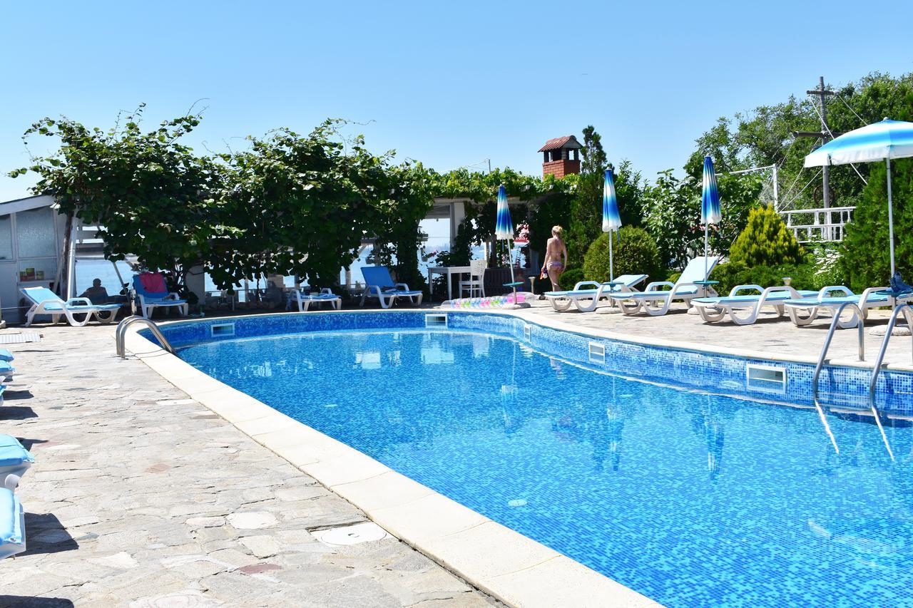 Nushev Hotel Sveti Vlas Ngoại thất bức ảnh