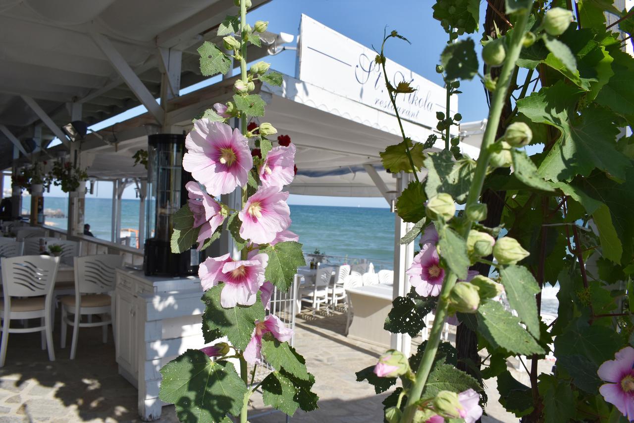 Nushev Hotel Sveti Vlas Ngoại thất bức ảnh